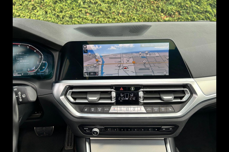 BMW 3 Serie Touring 320e BusinessEditionPlus M-Pakket Schuifdak Leder Carplay