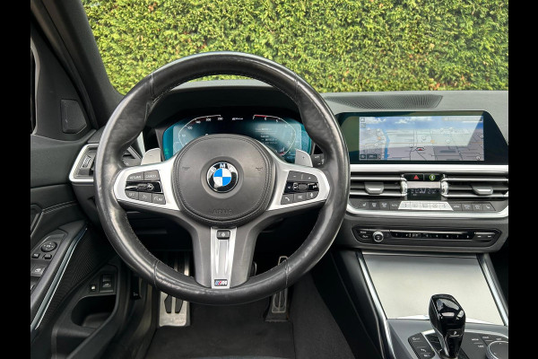 BMW 3 Serie Touring 320e BusinessEditionPlus M-Pakket Schuifdak Leder Carplay