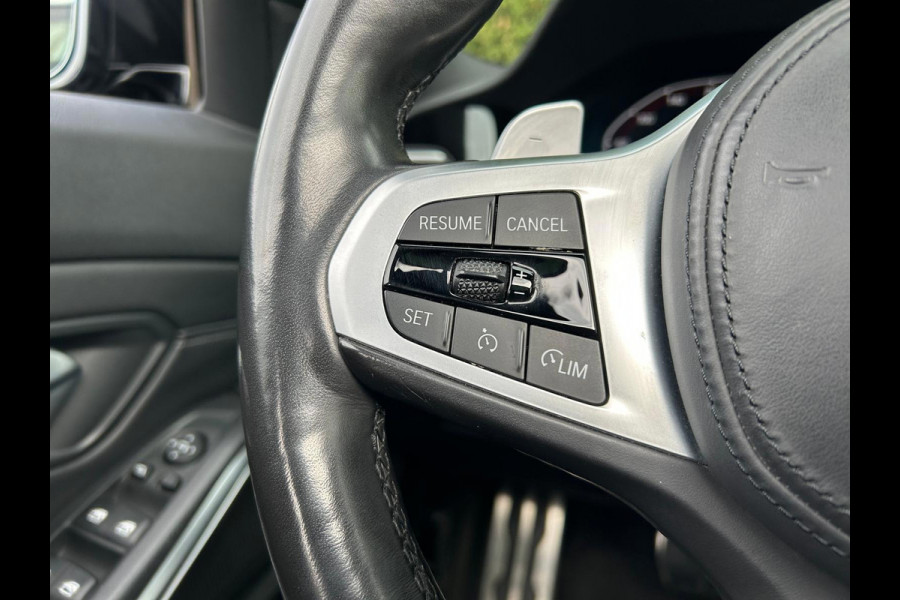 BMW 3 Serie Touring 320e BusinessEditionPlus M-Pakket Schuifdak Leder Carplay
