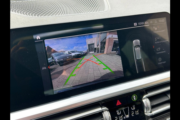 BMW 3 Serie Touring 320e BusinessEditionPlus M-Pakket Schuifdak Leder Carplay