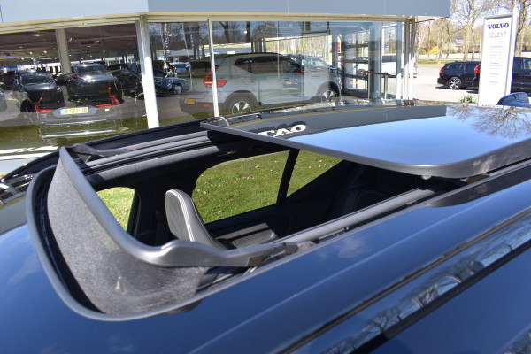 Volvo XC40 Recharge Pro | Panodak | H&K | ACC | All seasons | Stuurverwarming | 360 Camera