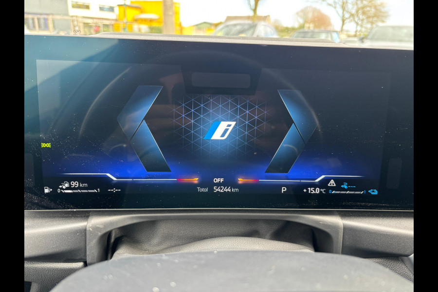 BMW 3 Serie Touring 320e Touring M-Sport PRO PHEV SHADOWLINE ADEPTIVE KOPLAMPEN 360 CAMERA DRIVER ASSIST HEAD-UP DISPLAY INNOVATION PAKKET