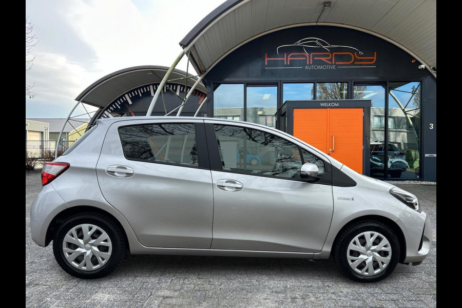 Toyota Yaris 1.5 Hybrid Navigatie Camera NL-Auto Rijklaarprijs!