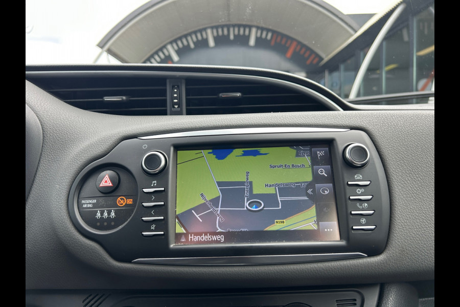 Toyota Yaris 1.5 Hybrid Navigatie Camera NL-Auto Rijklaarprijs!
