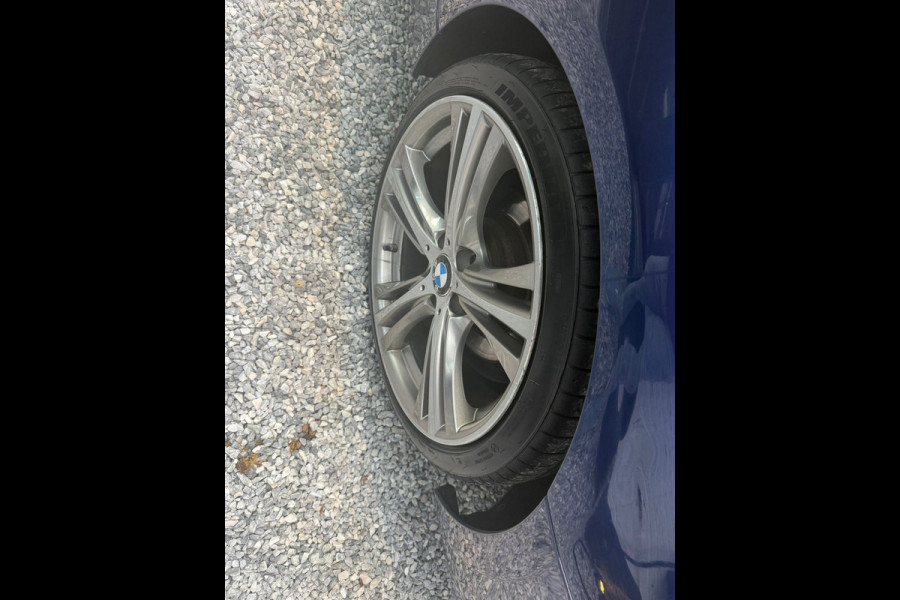 BMW 3-serie 330i M Sport Edition, LANE ASSIST, DEALER ONDERHOUDEN, NIEUWSTAAT!