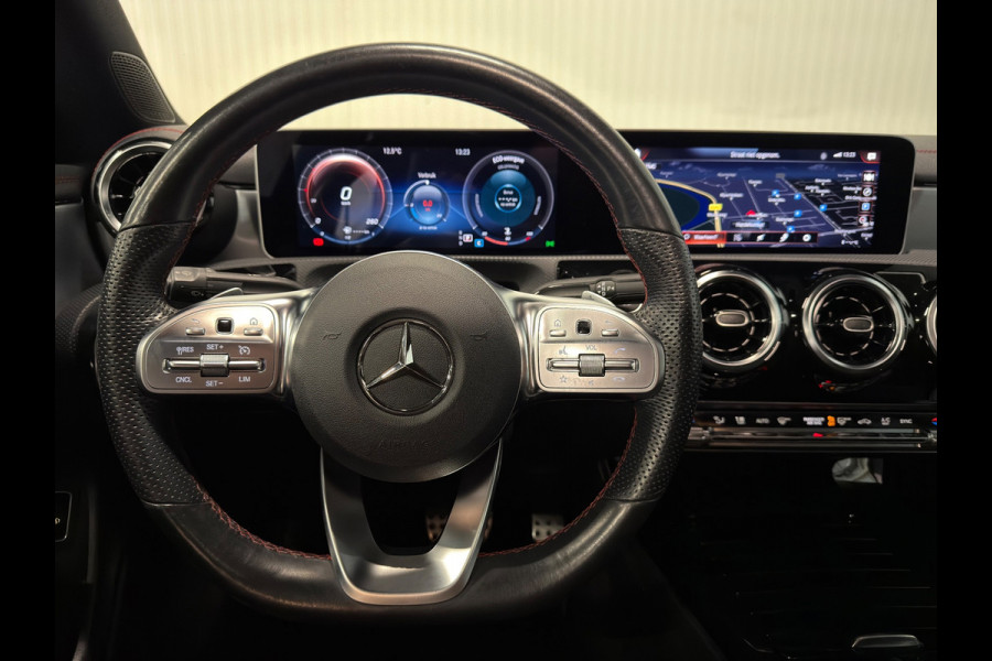 Mercedes-Benz CLA-Klasse 200 Premium Plus | NAP | PANO | AMG | CAMERA | AMBIANCE
