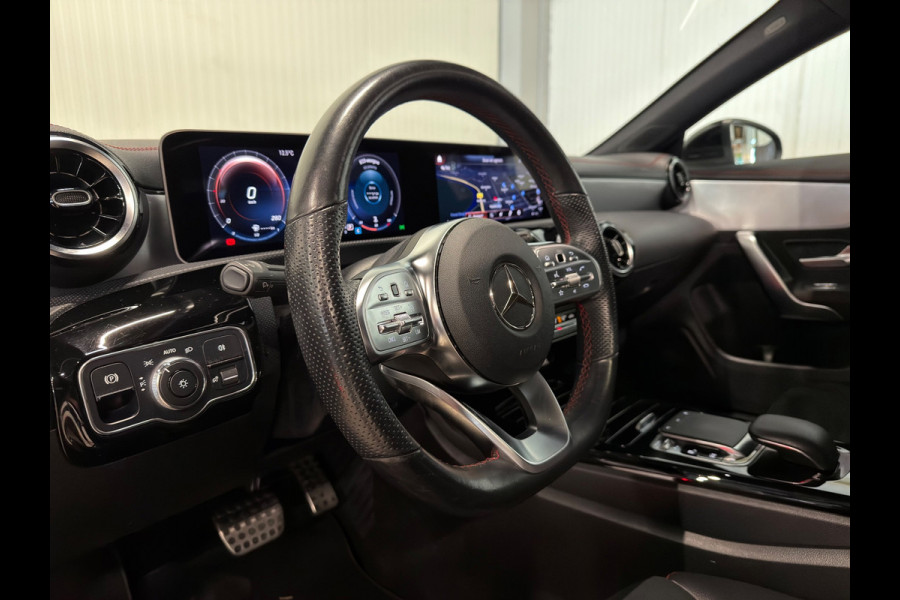Mercedes-Benz CLA-Klasse 200 Premium Plus | NAP | PANO | AMG | CAMERA | AMBIANCE