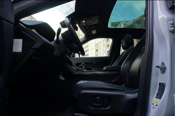 Land Rover Range Rover Evoque 2.0 D180 AWD HSE | NAP | Pano | Meridian | Sfeerverlichting | Adaptive + Lane | 20inch | Dealer onderhouden | Alcantara hemel | Volleder + memory + verwaming |