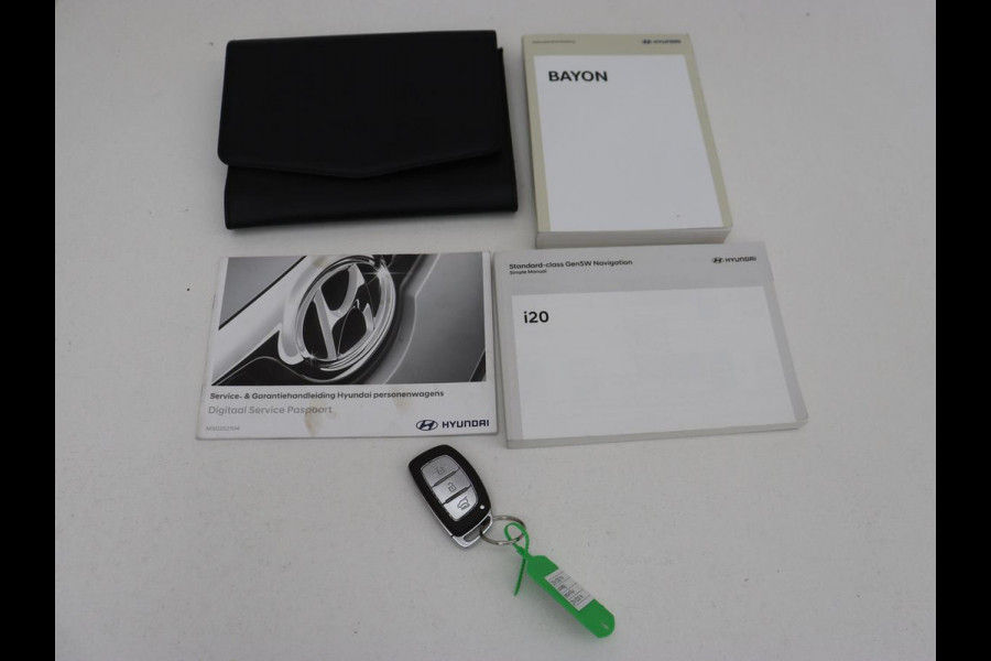 Hyundai Bayon 1.0 T-GDI Premium | Stoelverwarming | Trekhaak | Camera | Carplay | Stuurverwarming | Bose Sound | Navigatie | Keyless | Park Assist | Full LED | Digital Cockpit