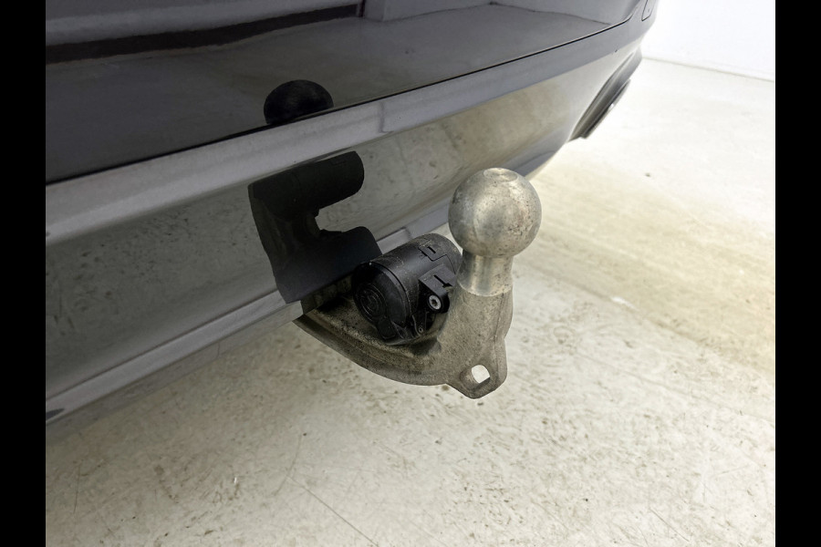 BMW 5 Serie 530e M-sport iPerformance High Executive(Dealer OnderH, Panorama, Lane Assist, Trekhaak, StoelV, Camera, Etc)