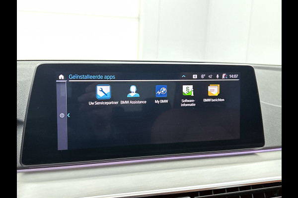 BMW 5 Serie 530e M-sport iPerformance High Executive(Dealer OnderH, Panorama, Lane Assist, Trekhaak, StoelV, Camera, Etc)