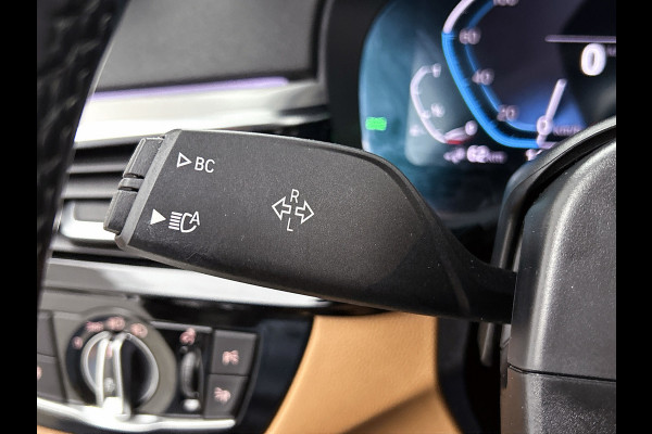 BMW 5 Serie 530e M-sport iPerformance High Executive(Dealer OnderH, Panorama, Lane Assist, Trekhaak, StoelV, Camera, Etc)