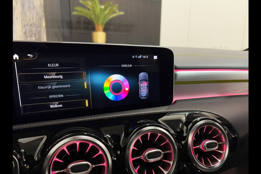 Mercedes-Benz A-Klasse 250e AMG Launch Ed|PANO|SFEER|360cam|BLINDSPOT|BOMVOL