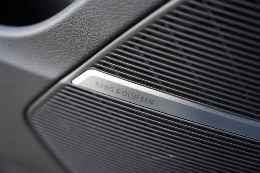 Audi Q8 60 TFSI E Quattro S Competition GERESERVEERD