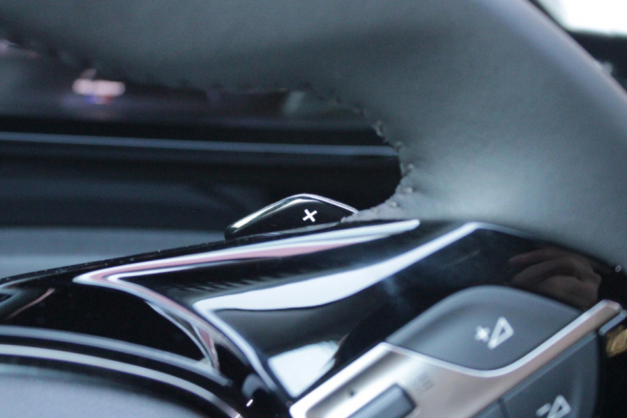 Peugeot 408 1.2 Hybrid 145PK ALLURE | ACHTERUITRIJ CAMERA | KEYLESS ENTRY/START | DRAADLOOS APPLE CARPLAY/ANDROID AUTO | DRAADLOOS TELEFOONLADEN | DAB+ RADIO | NAVIGATIE | ADAPTIVE CRUISE CONTROL | 19" LICHTMETALEN VELGEN | PARKEERSENSOREN ACHTER |