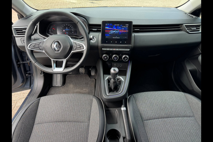 Renault Clio 1.0 TCe Intens / Lm velgen / All Season / Parkeerhulp