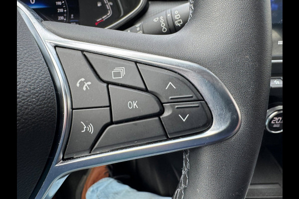 Renault Clio 1.0 TCe Intens / Lm velgen / All Season / Parkeerhulp