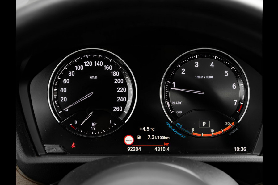 BMW X1 sDrive20i M-Sport - Pano - Trekhaak - Memoryzetel - Camera - Harman Kardon