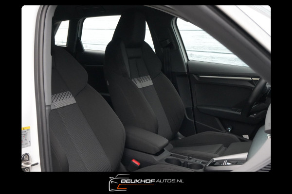 Audi A3 Sportback 30 TFSI Advanced Edition Carplay Nav Cruise