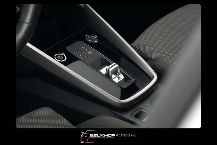 Audi A3 Sportback 30 TFSI Advanced Edition Carplay Nav Cruise