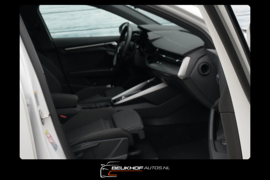 Audi A3 Sportback 30 TFSI Advanced Edition Carplay Nav Cruise