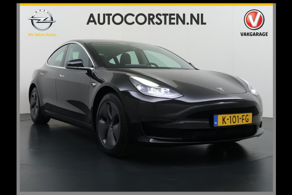 Tesla Model 3 60 kWh LFP ACCU Trekhaak (100% laden) Standard RWD Plus AutoPilot Leer Pano-Dak Adaptive-Cruise Camera's Elektr.-Stuur+Stoelen+S Navi LED DAB Voorverwarmen Keyless One-Pedal-Drive Lmv 18" 1e Eigenaar Origineel Nederlandse Auto Accu-Aandrijving-garantie t/m dec 2028/160.000km 1.000kg trekvermogen