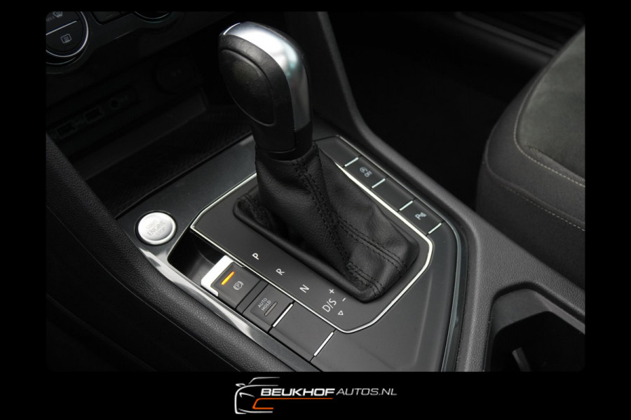 Volkswagen Tiguan 1.5 TSI ACT Business Panorama Carplay Navi