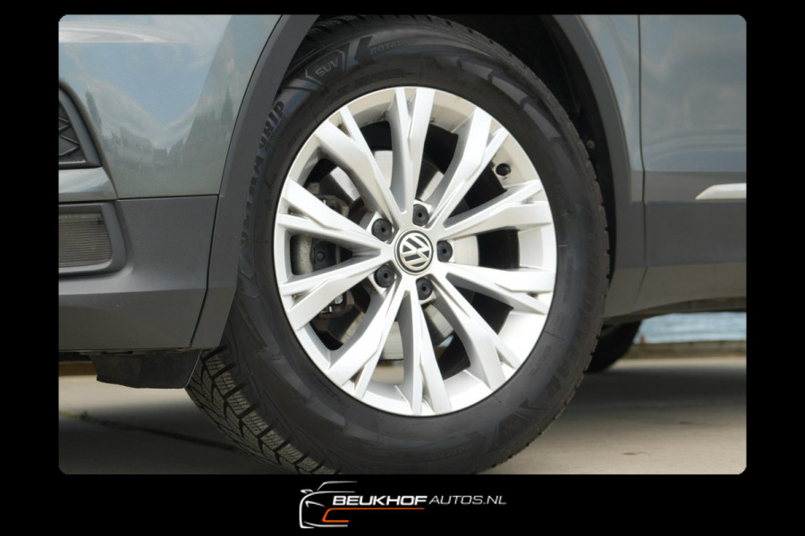 Volkswagen Tiguan 1.5 TSI ACT Business Panorama Carplay Navi