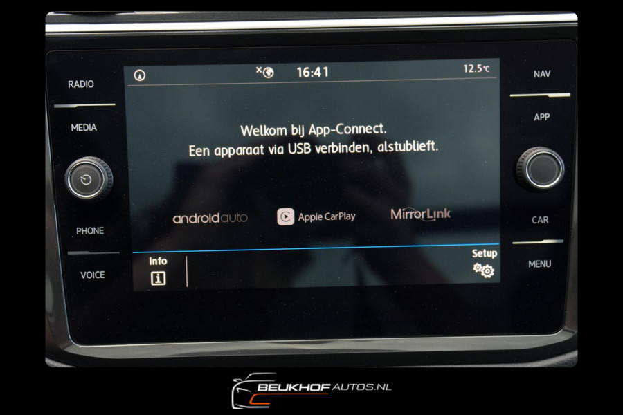 Volkswagen Tiguan 1.5 TSI ACT Business Panorama Carplay Navi