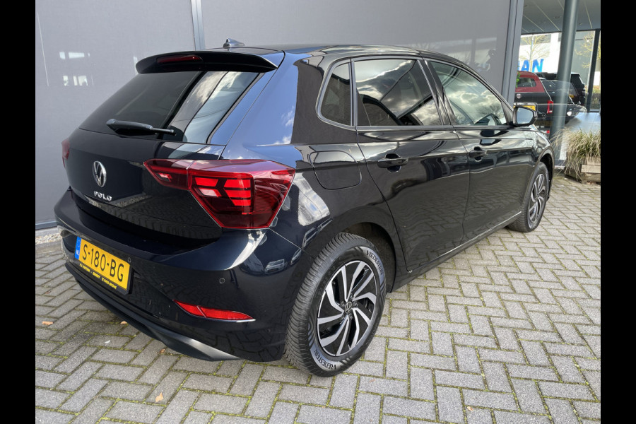 Volkswagen Polo 1.0 TSI Life Airco - Apple carplay - Navigatie - Parkeersensoren - Bluetooth - Cruise control - Led verlichting - Licht metalen velgen 15 inch - Radio - Start/stop systeem - Stuur leder - Stuur multfunctioneel