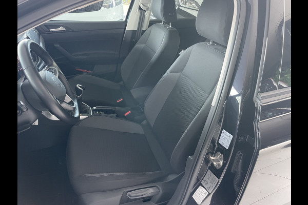 Volkswagen Polo 1.0 TSI Life Airco - Apple carplay - Navigatie - Parkeersensoren - Bluetooth - Cruise control - Led verlichting - Licht metalen velgen 15 inch - Radio - Start/stop systeem - Stuur leder - Stuur multfunctioneel