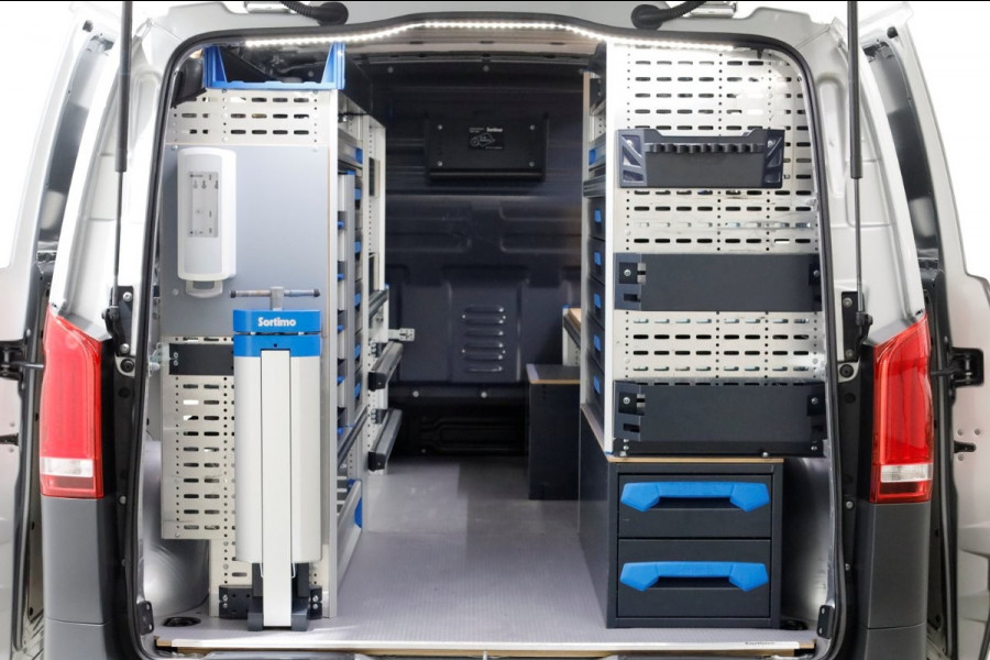 Mercedes-Benz Vito 114 CDI 136pk Compact 9G Automaat 2x Schuifdeur/LED/Camera/Inrichting 11-2022