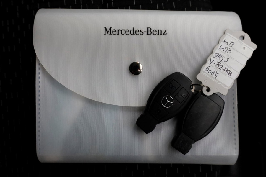 Mercedes-Benz Vito 114 CDI 136pk Compact 9G Automaat 2x Schuifdeur/LED/Camera/Inrichting 11-2022