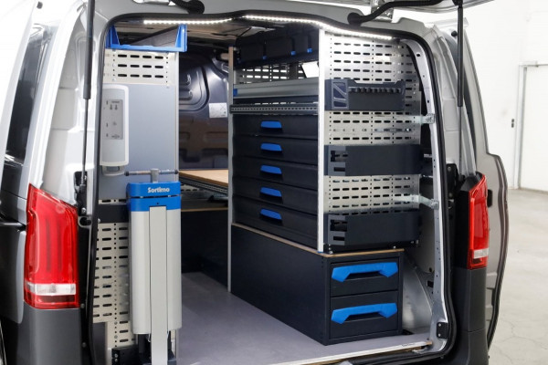 Mercedes-Benz Vito 114 CDI 136pk Compact 9G Automaat 2x Schuifdeur/LED/Camera/Inrichting 11-2022