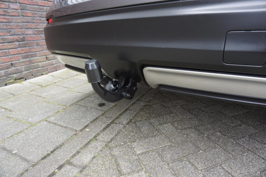 Nissan QASHQAI 1.3 DIG-T 140PK|Panodak|Trekhaak|360Camera| Dealeronderhouden.