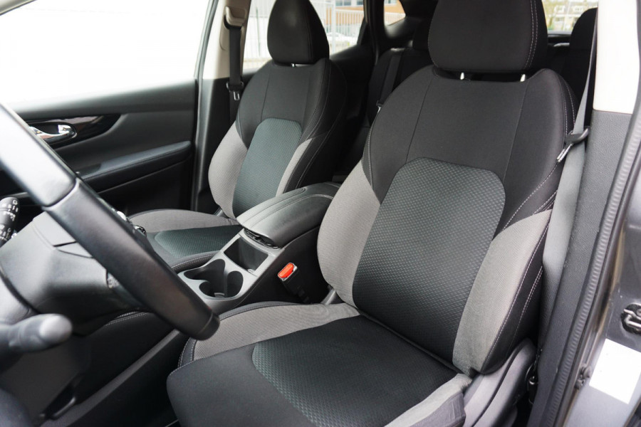 Nissan QASHQAI 1.3 DIG-T 140PK|Panodak|Trekhaak|360Camera| Dealeronderhouden.