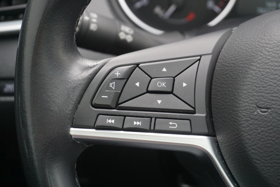 Nissan QASHQAI 1.3 DIG-T 140PK|Panodak|Trekhaak|360Camera| Dealeronderhouden.