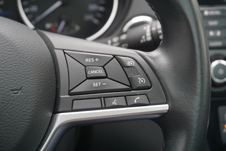 Nissan QASHQAI 1.3 DIG-T 140PK|Panodak|Trekhaak|360Camera| Dealeronderhouden.