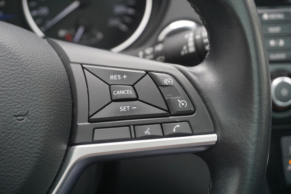 Nissan QASHQAI 1.3 DIG-T 140PK|Panodak|Trekhaak|360Camera| Dealeronderhouden.