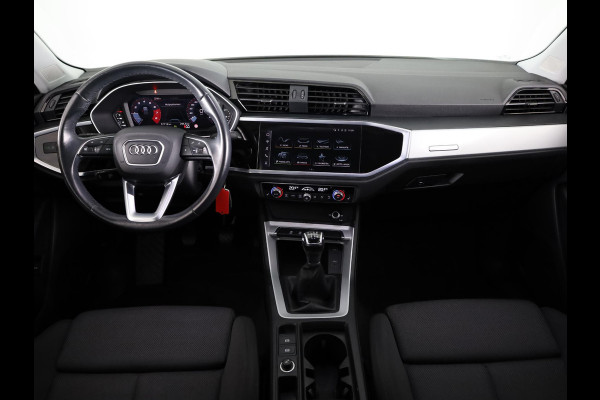 Audi Q3 35 TFSI Business Edition 150pk | Navigatie | Stoelverwarming | Parkeersensoren voor en achter | Climatronic