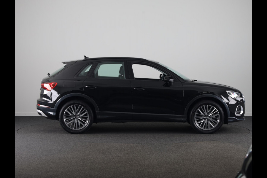 Audi Q3 35 TFSI Business Edition 150pk | Navigatie | Stoelverwarming | Parkeersensoren voor en achter | Climatronic