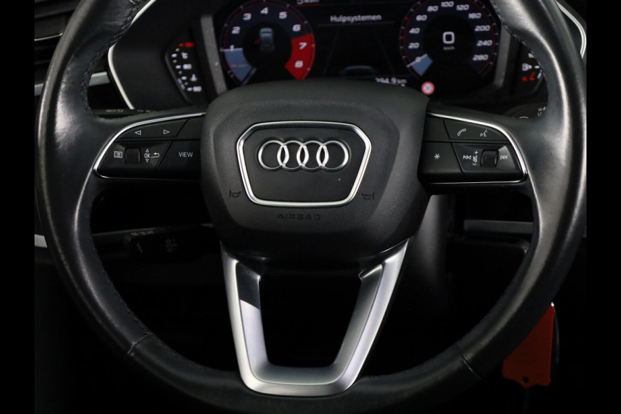 Audi Q3 35 TFSI Business Edition 150pk | Navigatie | Stoelverwarming | Parkeersensoren voor en achter | Climatronic