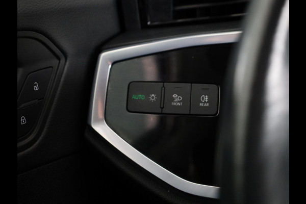 Audi Q3 35 TFSI Business Edition 150pk | Navigatie | Stoelverwarming | Parkeersensoren voor en achter | Climatronic