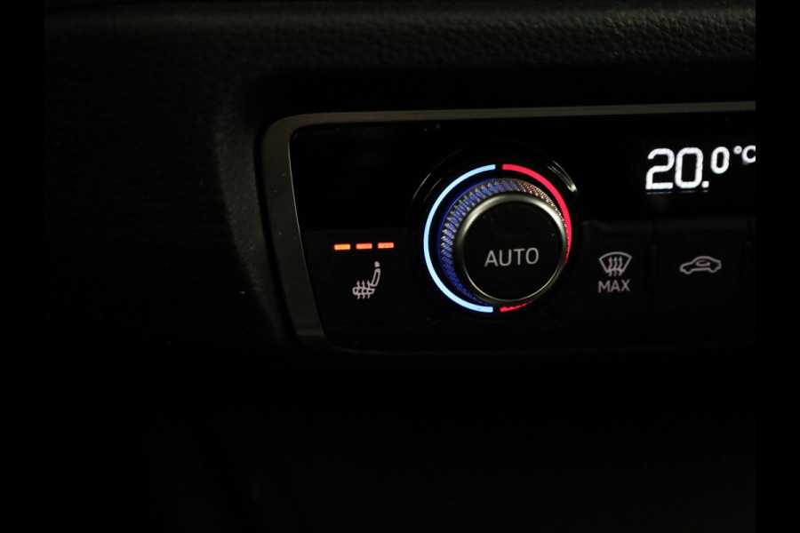 Audi Q3 35 TFSI Business Edition 150pk | Navigatie | Stoelverwarming | Parkeersensoren voor en achter | Climatronic