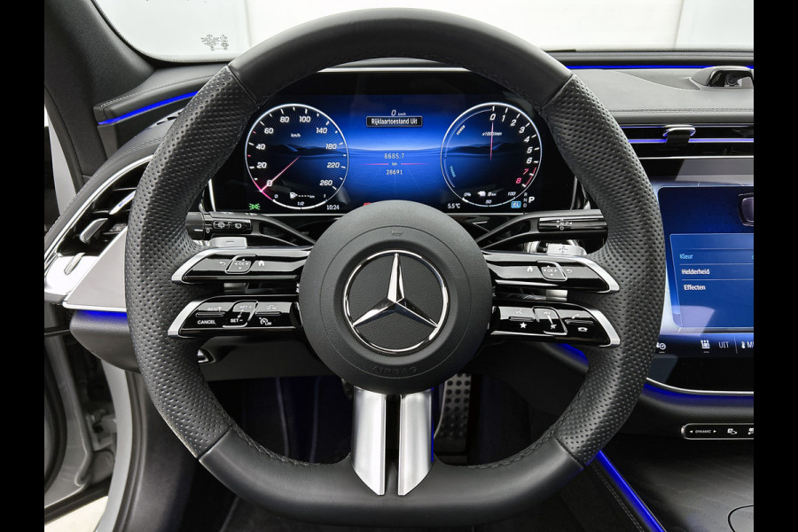 Mercedes-Benz E-Klasse Estate 300 e AMG Plug-In Hybride | AMG Line | Night Pakket | Trekhaak | MBUX Superscreen | Panoramadak | 20 Inch AMG velgen | Inclusief 24 maanden MB Certified garantie voor Europa.