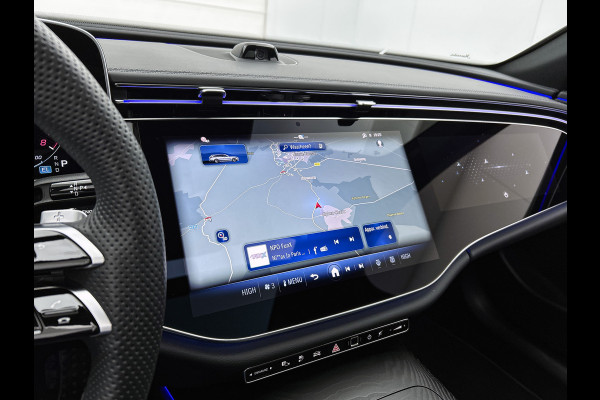 Mercedes-Benz E-Klasse Estate 300 e AMG Plug-In Hybride | AMG Line | Night Pakket | Trekhaak | MBUX Superscreen | Panoramadak | 20 Inch AMG velgen | Inclusief 24 maanden MB Certified garantie voor Europa.