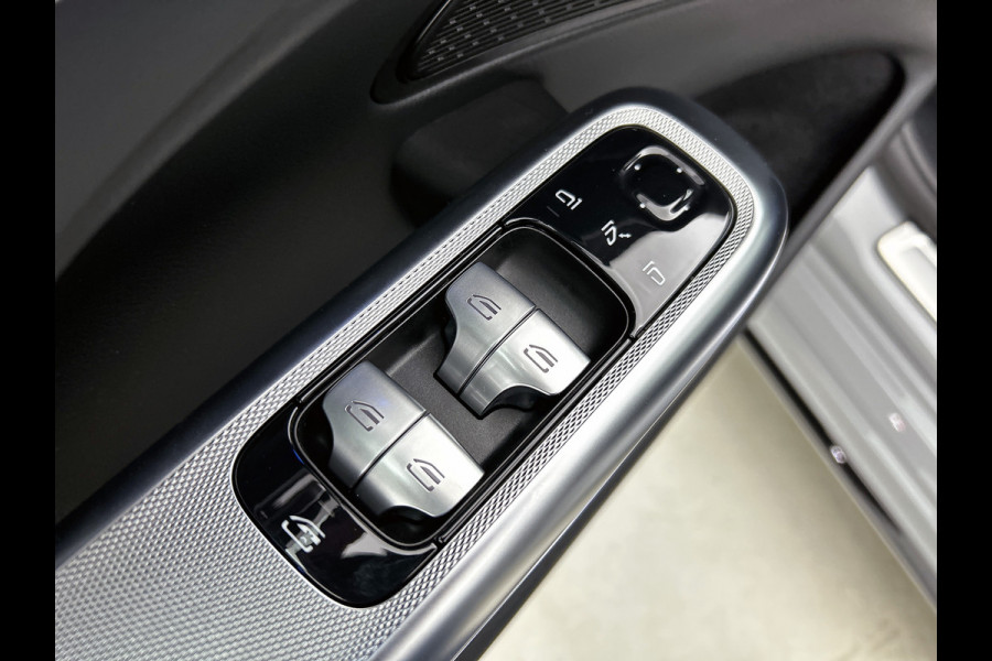 Mercedes-Benz E-Klasse Estate 300 e AMG Plug-In Hybride | AMG Line | Night Pakket | Trekhaak | MBUX Superscreen | Panoramadak | 20 Inch AMG velgen | Inclusief 24 maanden MB Certified garantie voor Europa.