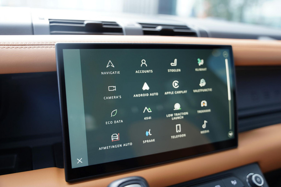 Land Rover Defender 110 P400 E X-Dynamic HSE GERESERVEERD