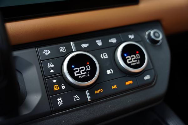 Land Rover Defender 110 P400 E X-Dynamic HSE GERESERVEERD