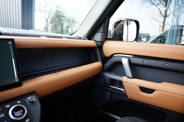 Land Rover Defender 110 P400 E X-Dynamic HSE GERESERVEERD